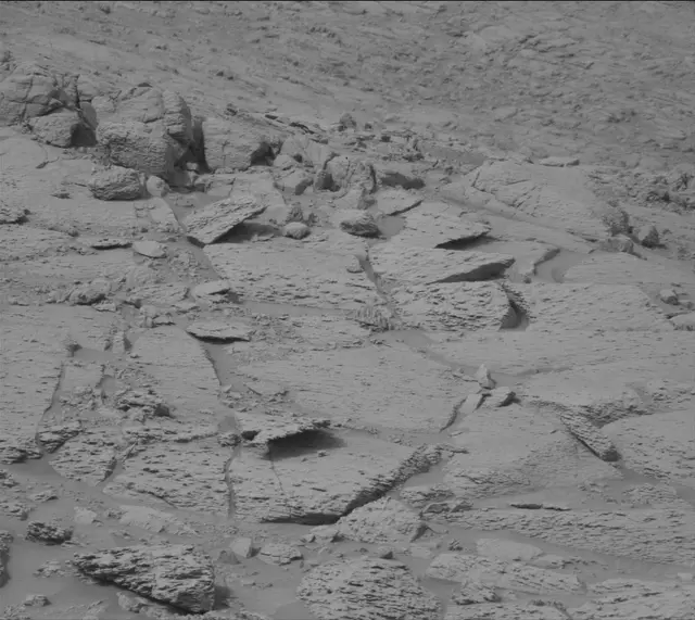 Sol 3651: Mast Camera (Mastcam)