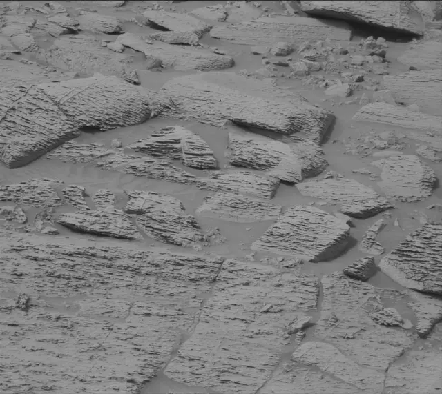 Sol 3651: Mast Camera (Mastcam)