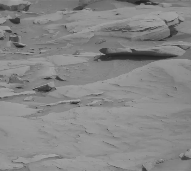 Sol 3651: Mast Camera (Mastcam)
