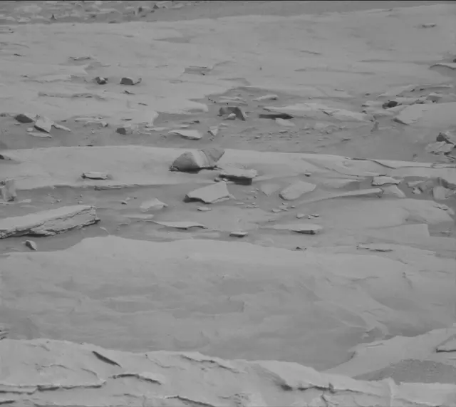Sol 3651: Mast Camera (Mastcam)