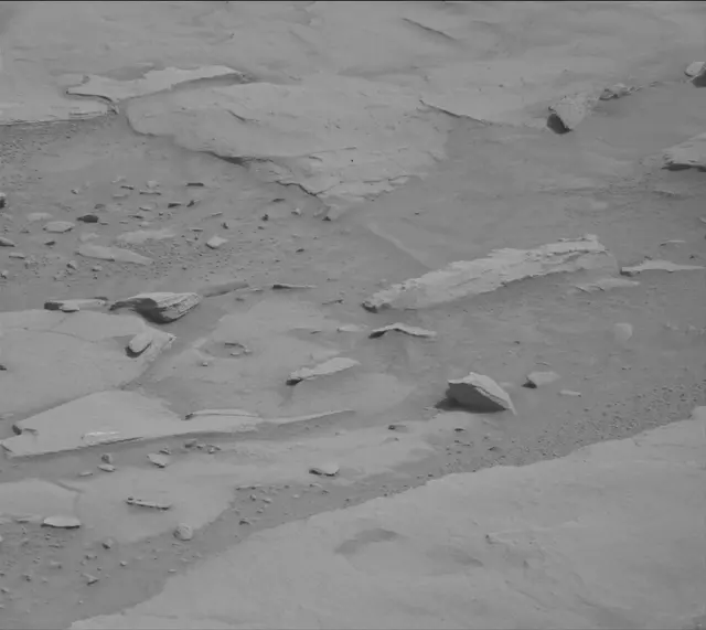 Sol 3651: Mast Camera (Mastcam)