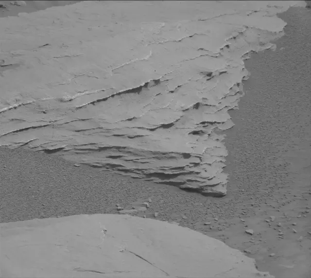Sol 3651: Mast Camera (Mastcam)