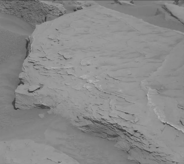 Sol 3651: Mast Camera (Mastcam)