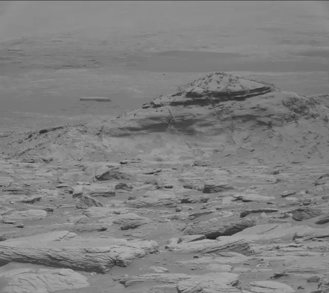 Sol 3651: Mast Camera (Mastcam)