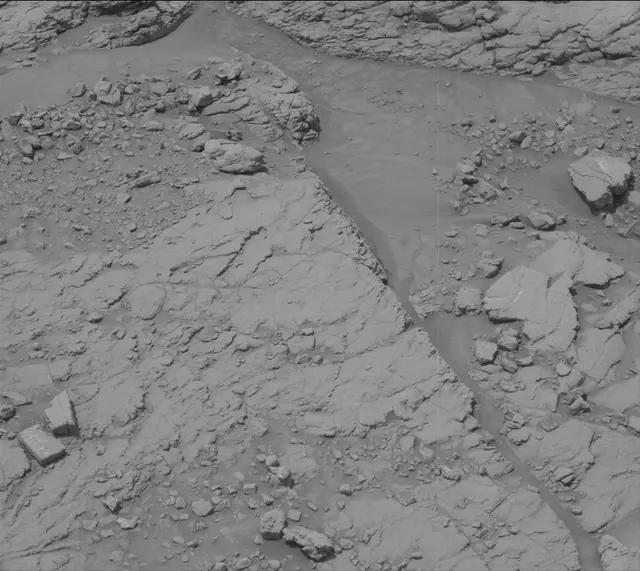 Sol 3653: Mast Camera (Mastcam)