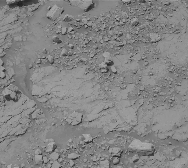 Sol 3653: Mast Camera (Mastcam)