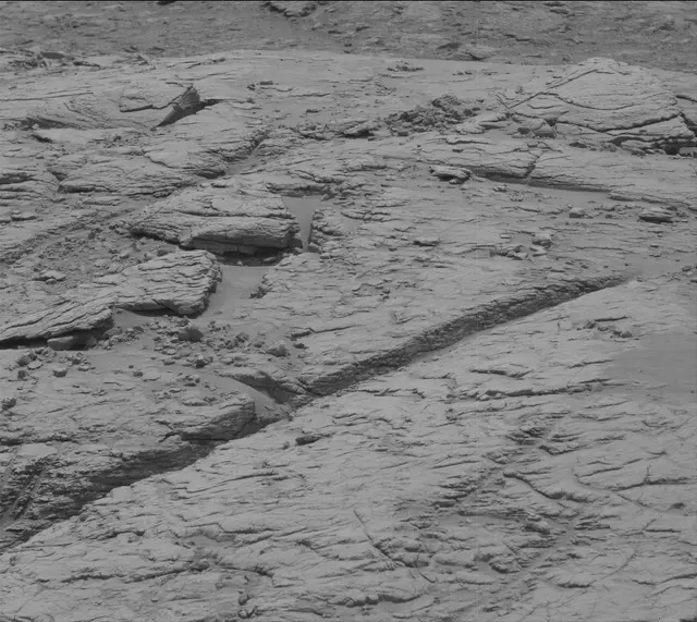 Sol 3653: Mast Camera (Mastcam)