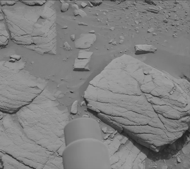 Sol 3653: Mast Camera (Mastcam)