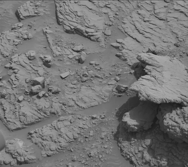Sol 3653: Mast Camera (Mastcam)