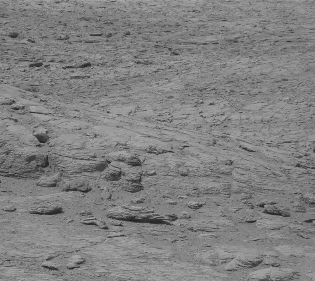 Sol 3653: Mast Camera (Mastcam)