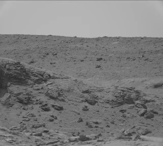 Sol 3653: Mast Camera (Mastcam)