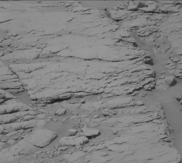 Sol 3653: Mast Camera (Mastcam)