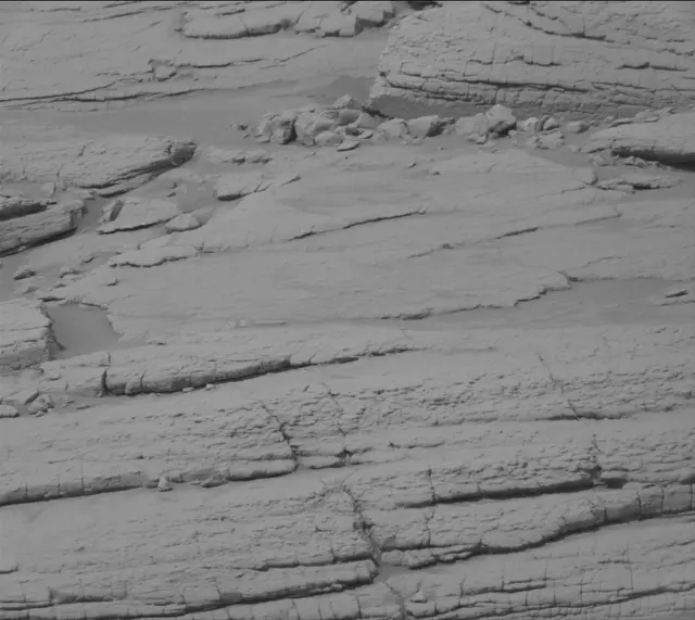 Sol 3653: Mast Camera (Mastcam)
