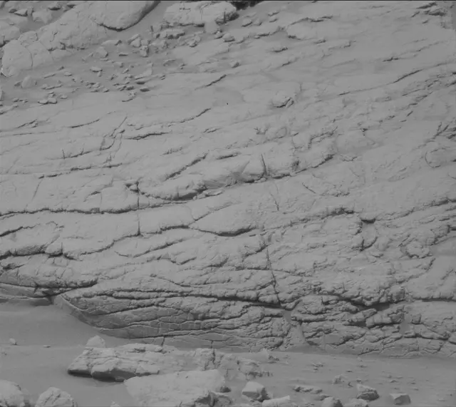 Sol 3653: Mast Camera (Mastcam)