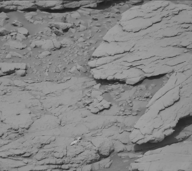 Sol 3653: Mast Camera (Mastcam)