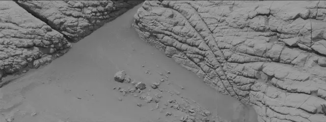 Sol 3655: Mast Camera (Mastcam)
