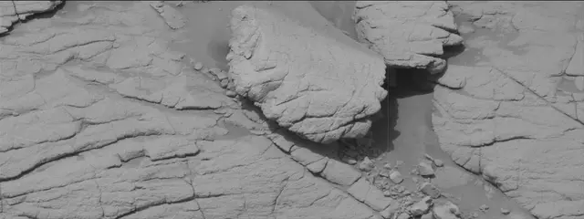Sol 3655: Mast Camera (Mastcam)