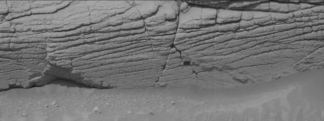Sol 3655: Mast Camera (Mastcam)