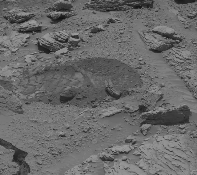 Sol 3655: Mast Camera (Mastcam)