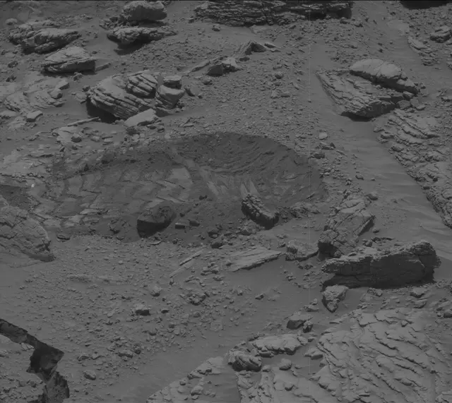 Sol 3655: Mast Camera (Mastcam)