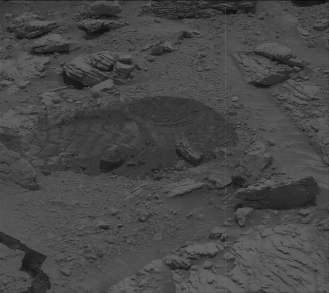 Sol 3655: Mast Camera (Mastcam)