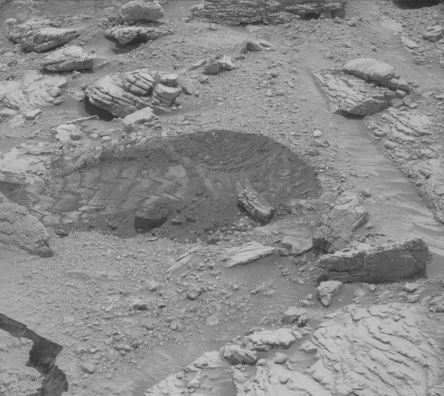 Sol 3655: Mast Camera (Mastcam)