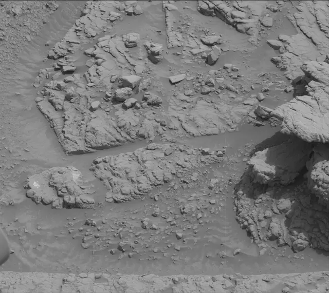 Sol 3655: Mast Camera (Mastcam)
