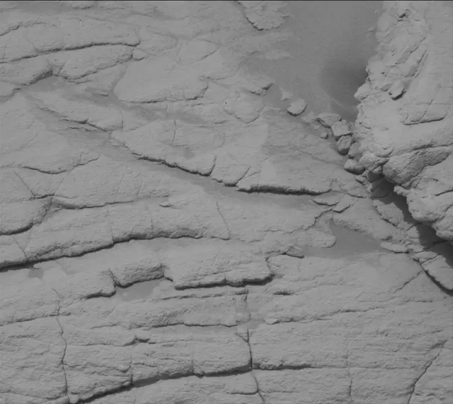 Sol 3655: Mast Camera (Mastcam)