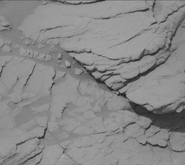 Sol 3655: Mast Camera (Mastcam)