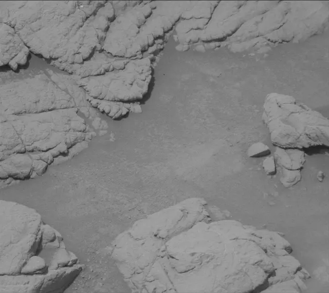 Sol 3655: Mast Camera (Mastcam)