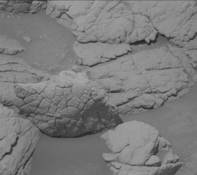 Sol 3655: Mast Camera (Mastcam)