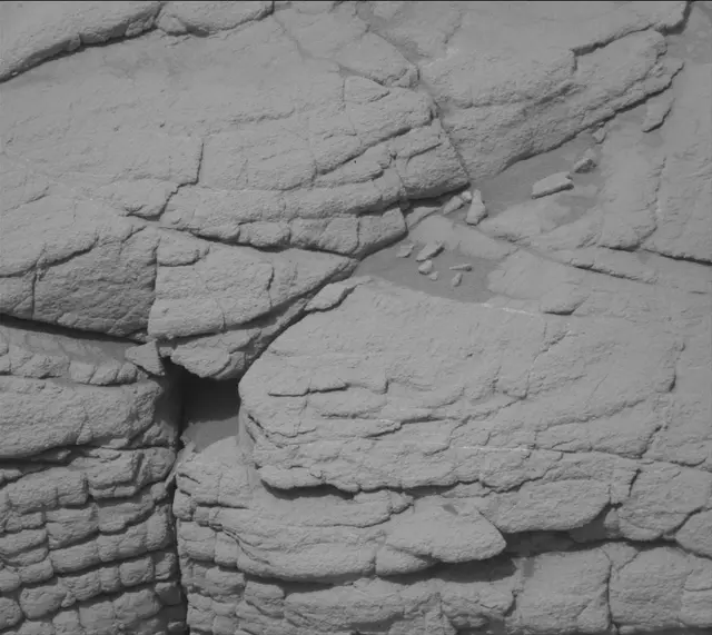 Sol 3655: Mast Camera (Mastcam)