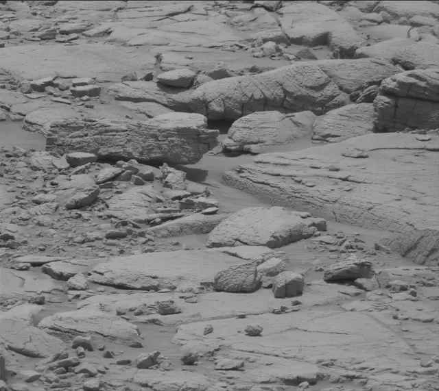 Sol 3655: Mast Camera (Mastcam)
