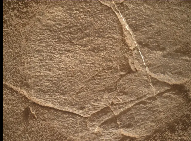 Sol 3657: Mars Hand Lens Imager (MAHLI)