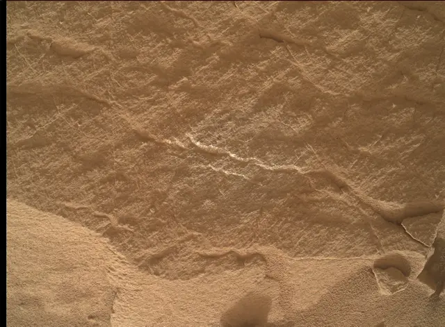 Sol 3657: Mars Hand Lens Imager (MAHLI)