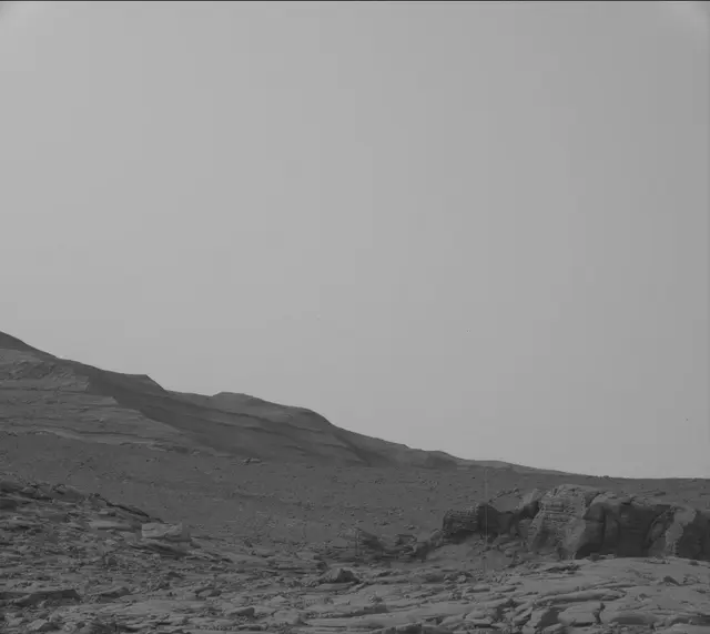 Sol 3658: Mast Camera (Mastcam)