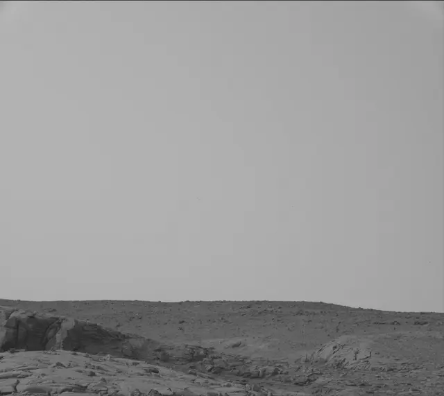Sol 3658: Mast Camera (Mastcam)