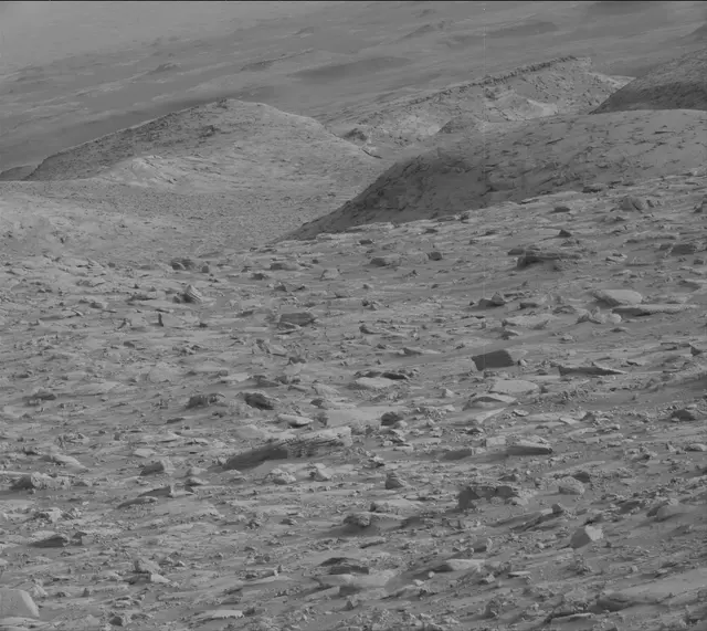 Sol 3658: Mast Camera (Mastcam)