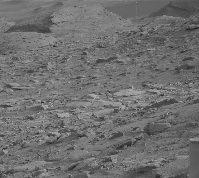 Sol 3658: Mast Camera (Mastcam)