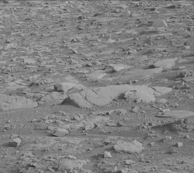 Sol 3658: Mast Camera (Mastcam)