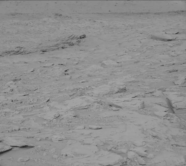 Sol 3658: Mast Camera (Mastcam)