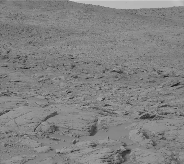 Sol 3658: Mast Camera (Mastcam)