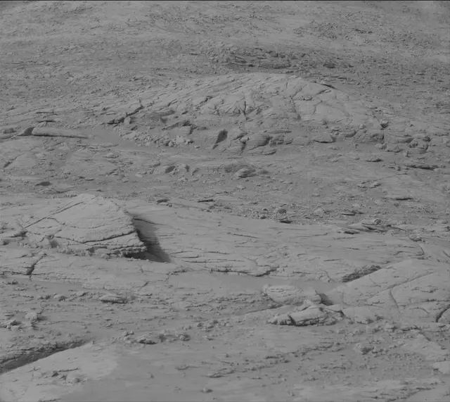 Sol 3658: Mast Camera (Mastcam)