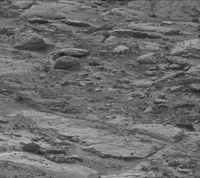 Sol 3658: Mast Camera (Mastcam)
