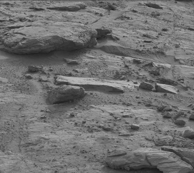 Sol 3658: Mast Camera (Mastcam)