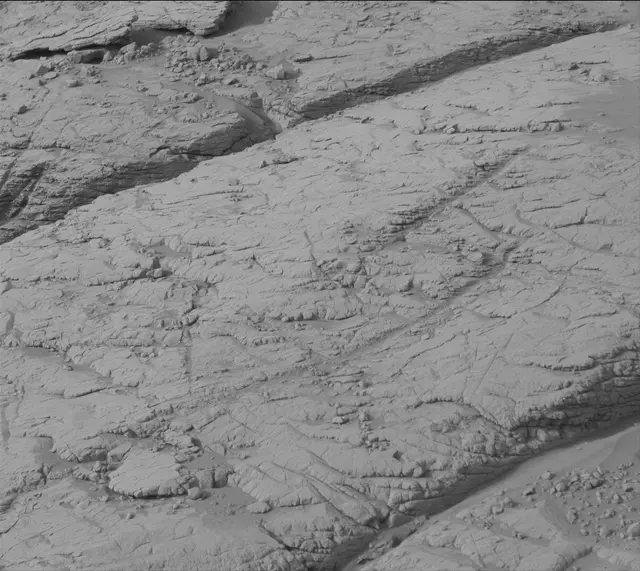 Sol 3658: Mast Camera (Mastcam)