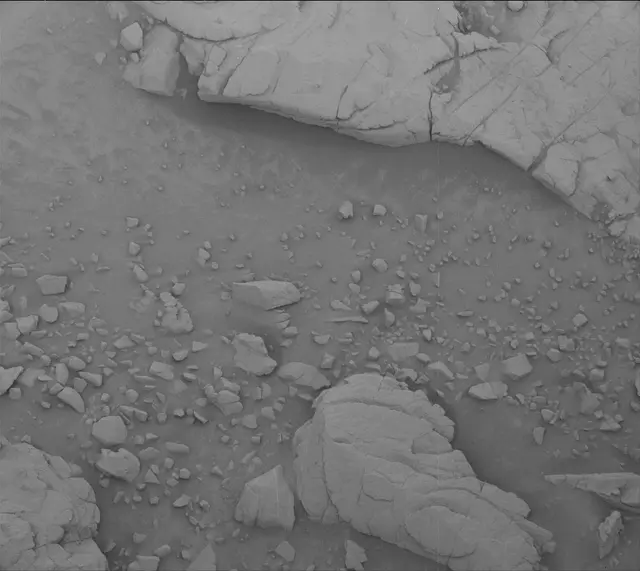 Sol 3658: Mast Camera (Mastcam)