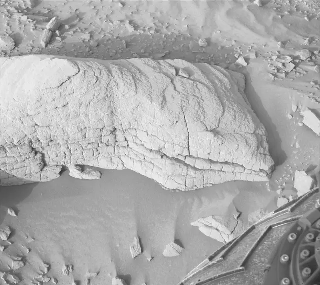 Sol 3658: Mast Camera (Mastcam)
