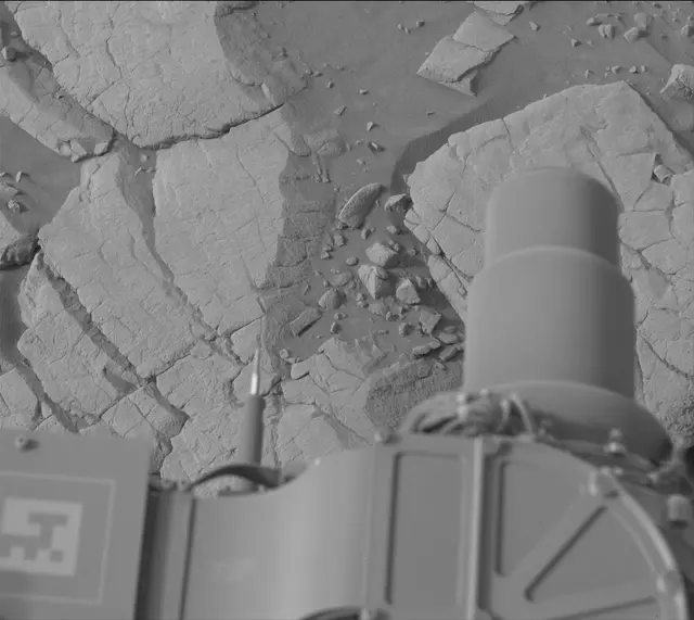 Sol 3658: Mast Camera (Mastcam)