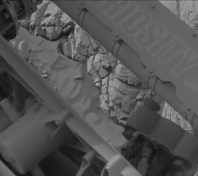 Sol 3658: Mast Camera (Mastcam)